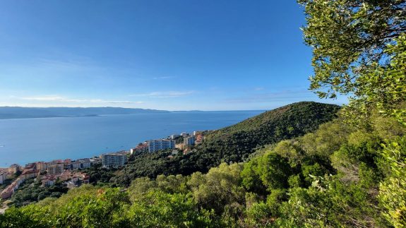 Vue mer sentier des crêtes Ajaccio 