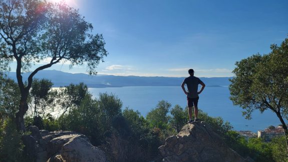 Panorama sentier des crêtes Ajaccio 