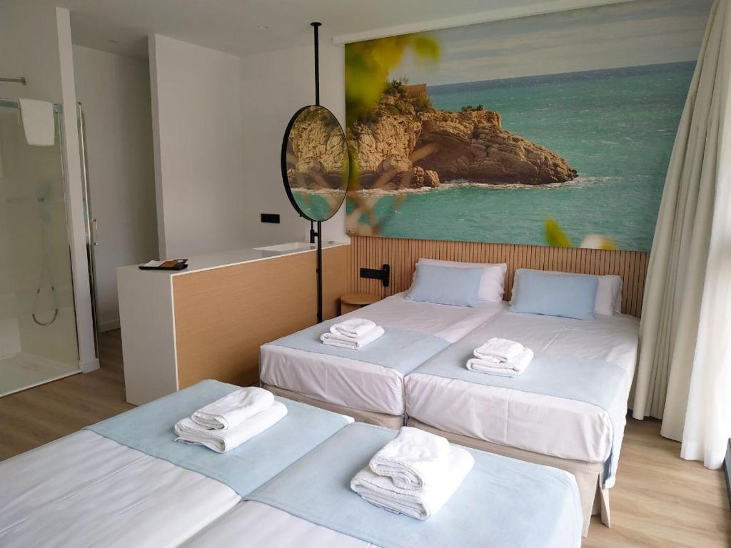 4 lits Alannia Salou