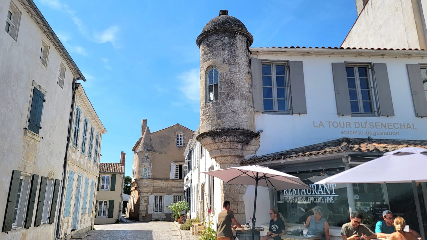 Rue Ars en Ré 