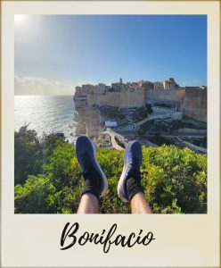 Bonifacio-pieds