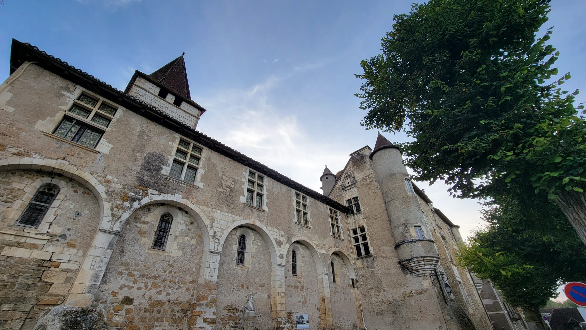 Carennac village