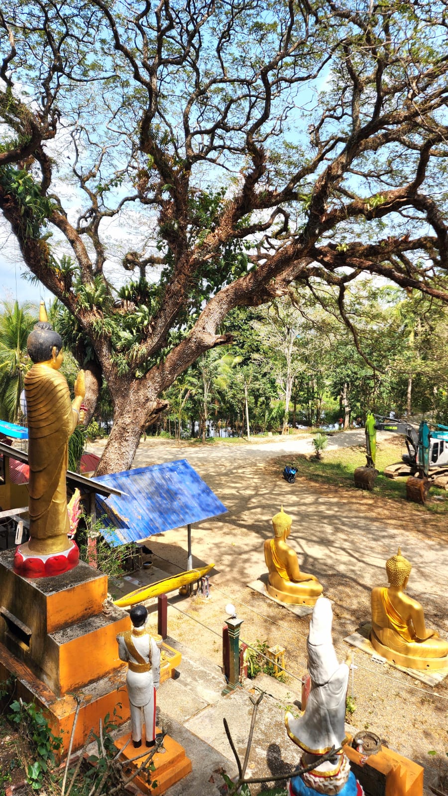 À proximité de Khao Noi Cave