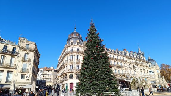 Place Comédie Montpellier arbre de Noël