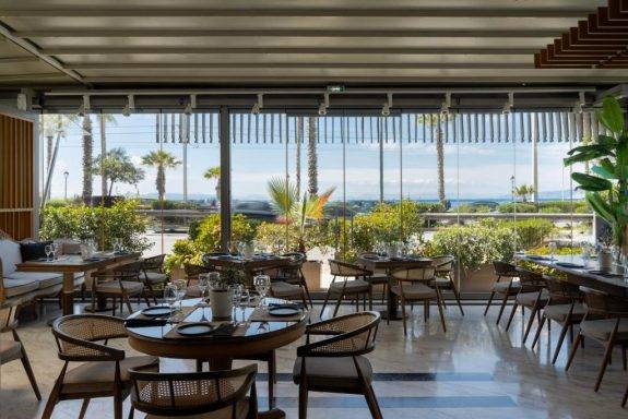 Coral Hotel Athens  restaurant