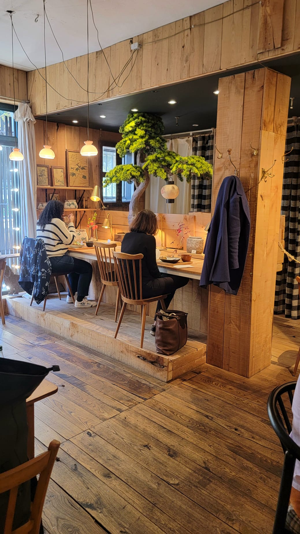 Fond de la salle restaurant Japonais De La Luce