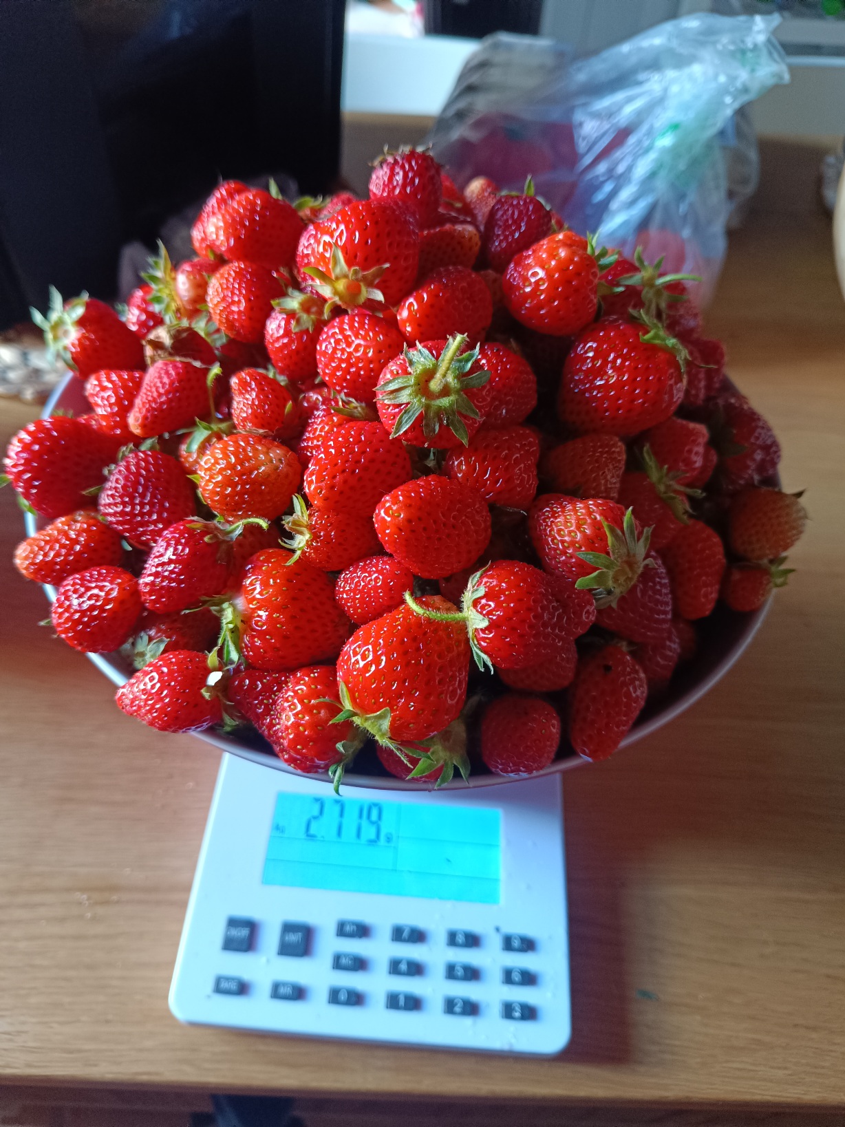 Fraises récolte balance