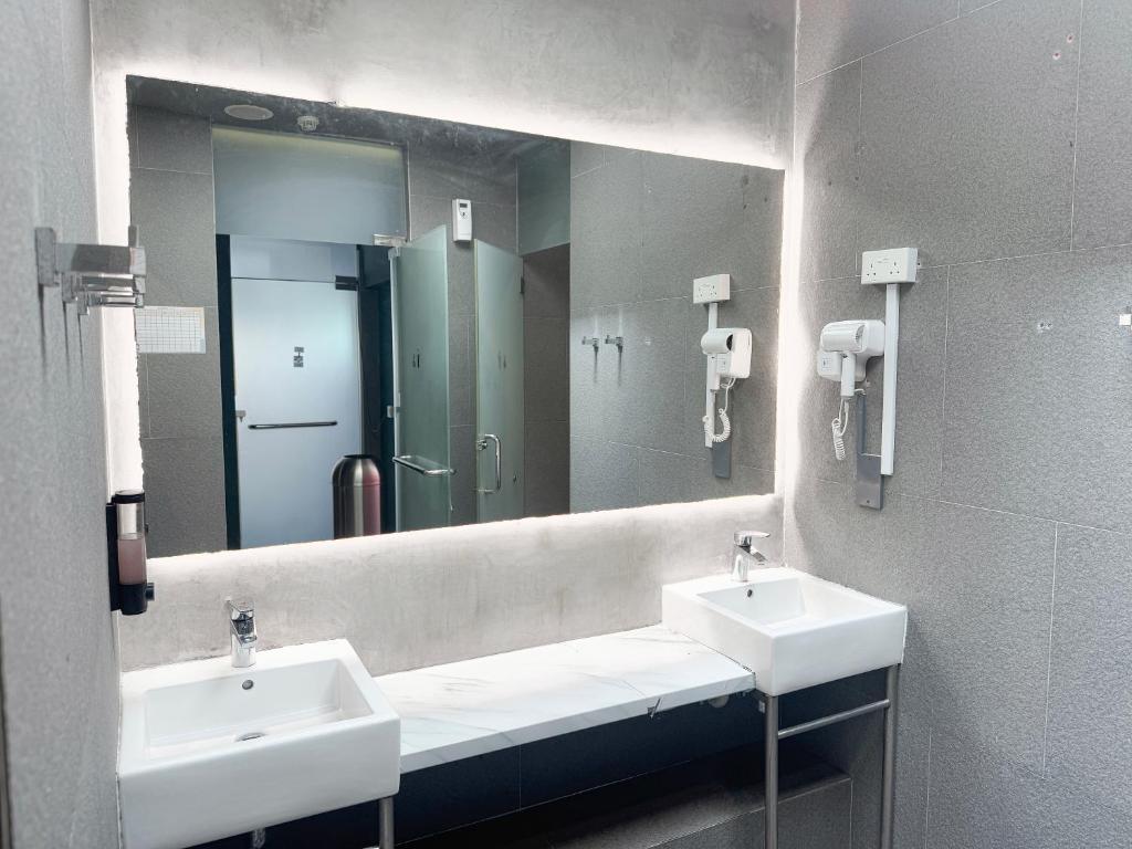 Salle de bain Futura Boutique Hostel