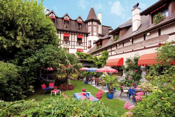 Jardin Hôtel Les Cygnes Evian les Bains