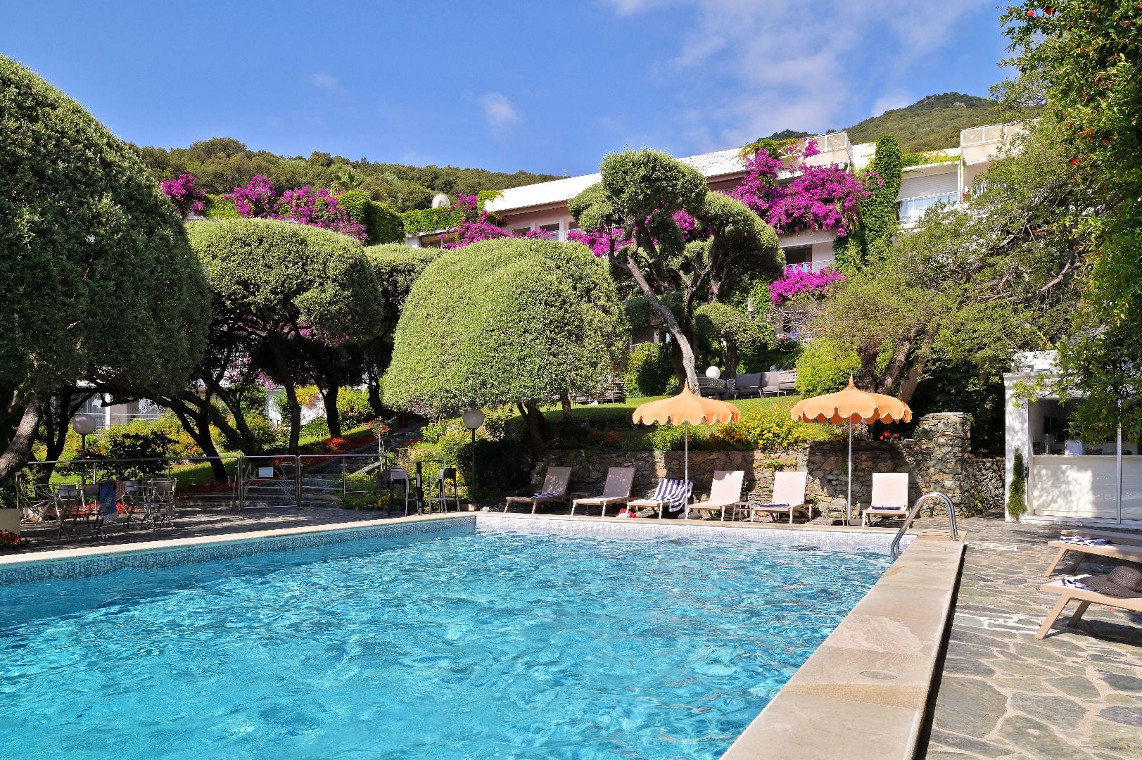 Hôtel Pietracap Bastia piscine extérieure