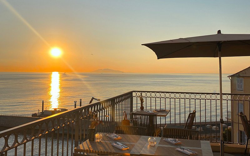 Hôtel des Gouverneurs Bastia Terrasse vue mer