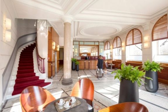 Hôtel de Normandie Bordeaux réception