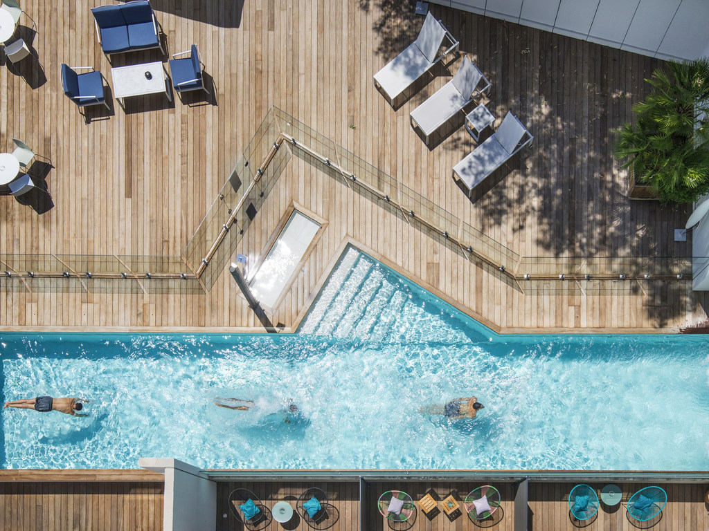 Hôtel Ibis styles Napoléon Ajaccio piscine