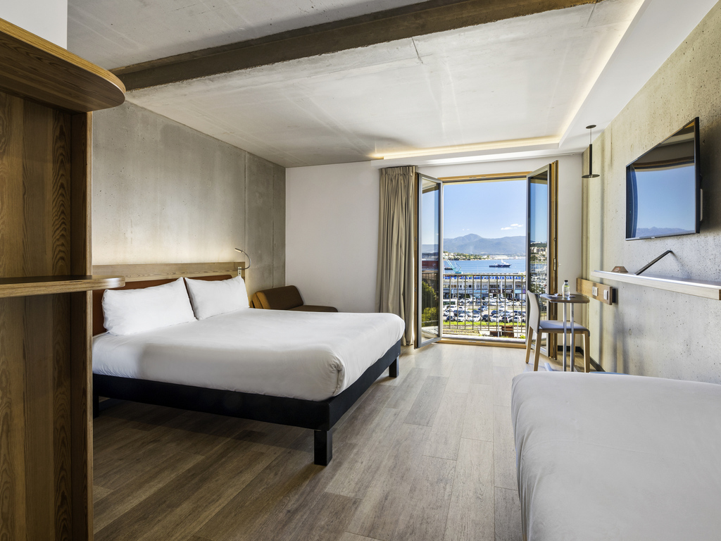 Hôtel Ibis styles Napoléon Ajaccio chambre double vue mer