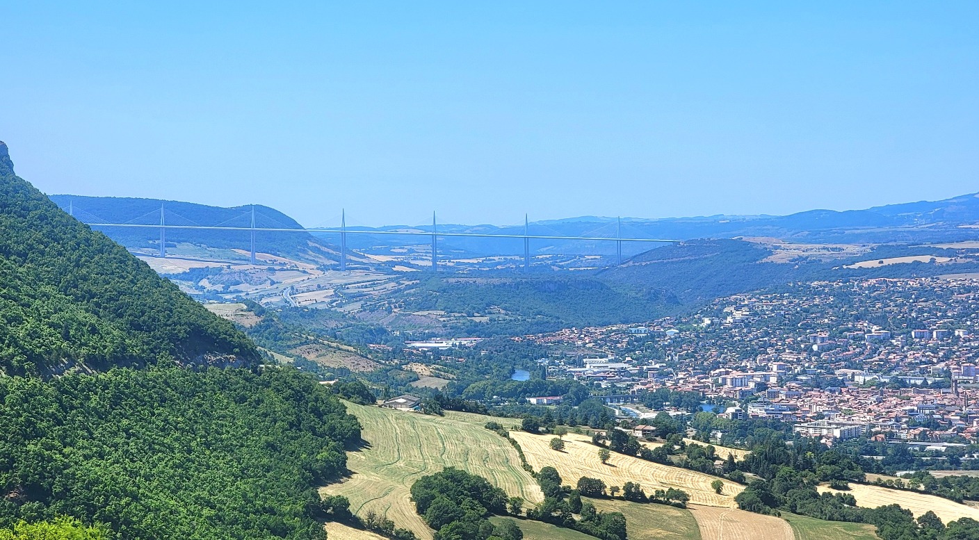 Panorama Millau et viaduc