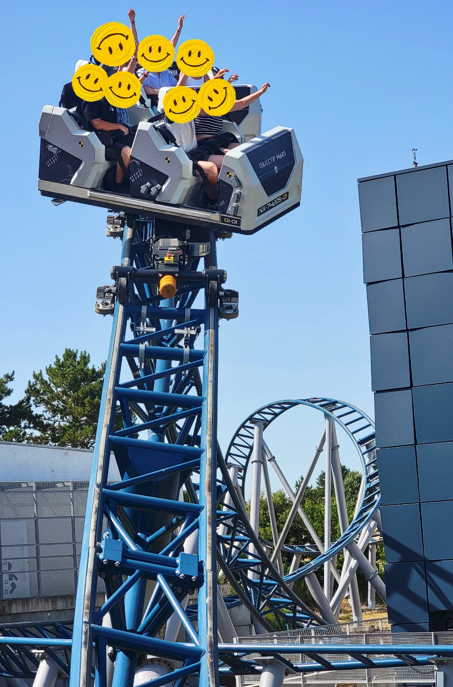Objectif Mars coaster vue extérieur