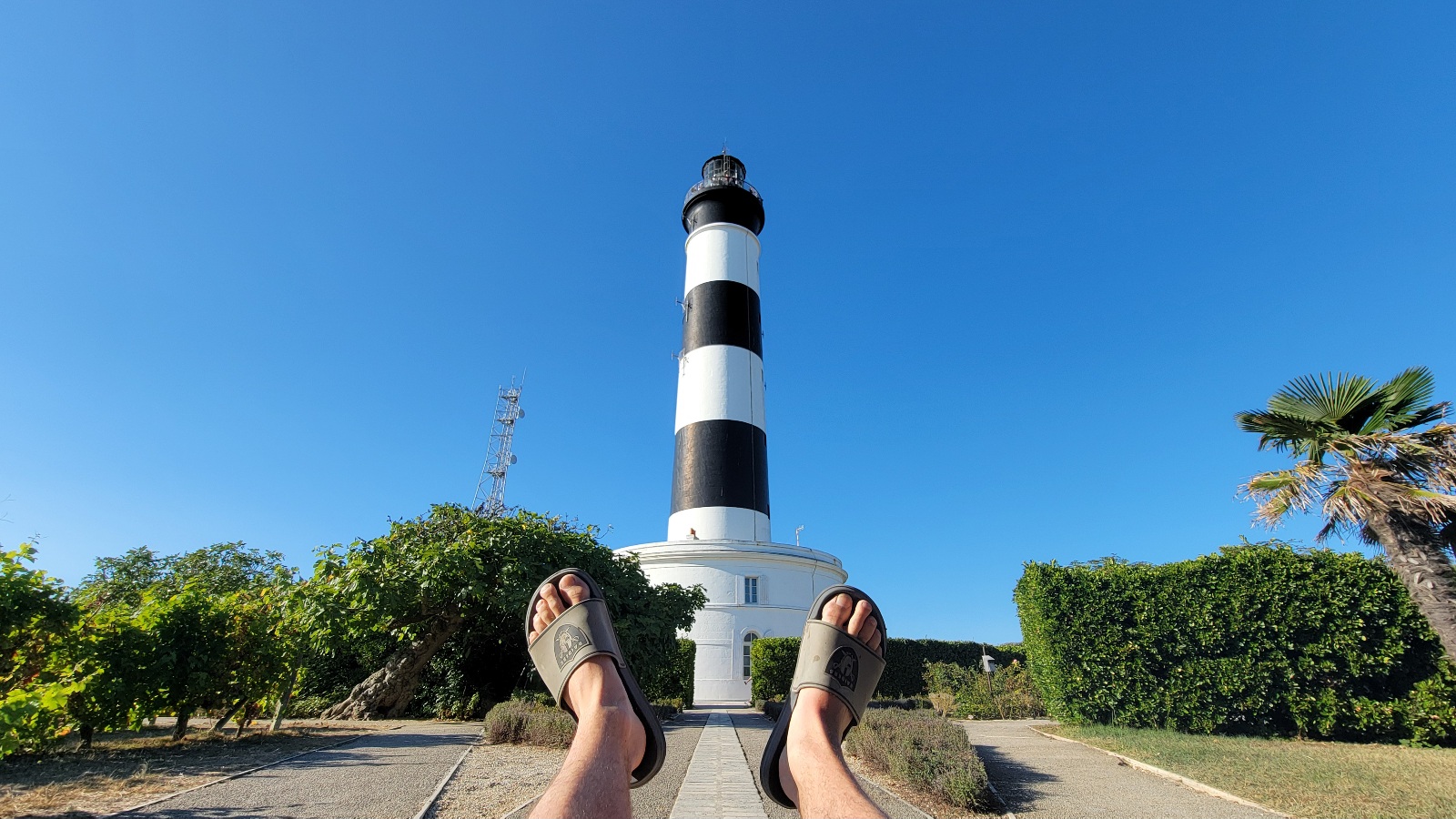 phare chassiron noir et blanc 
