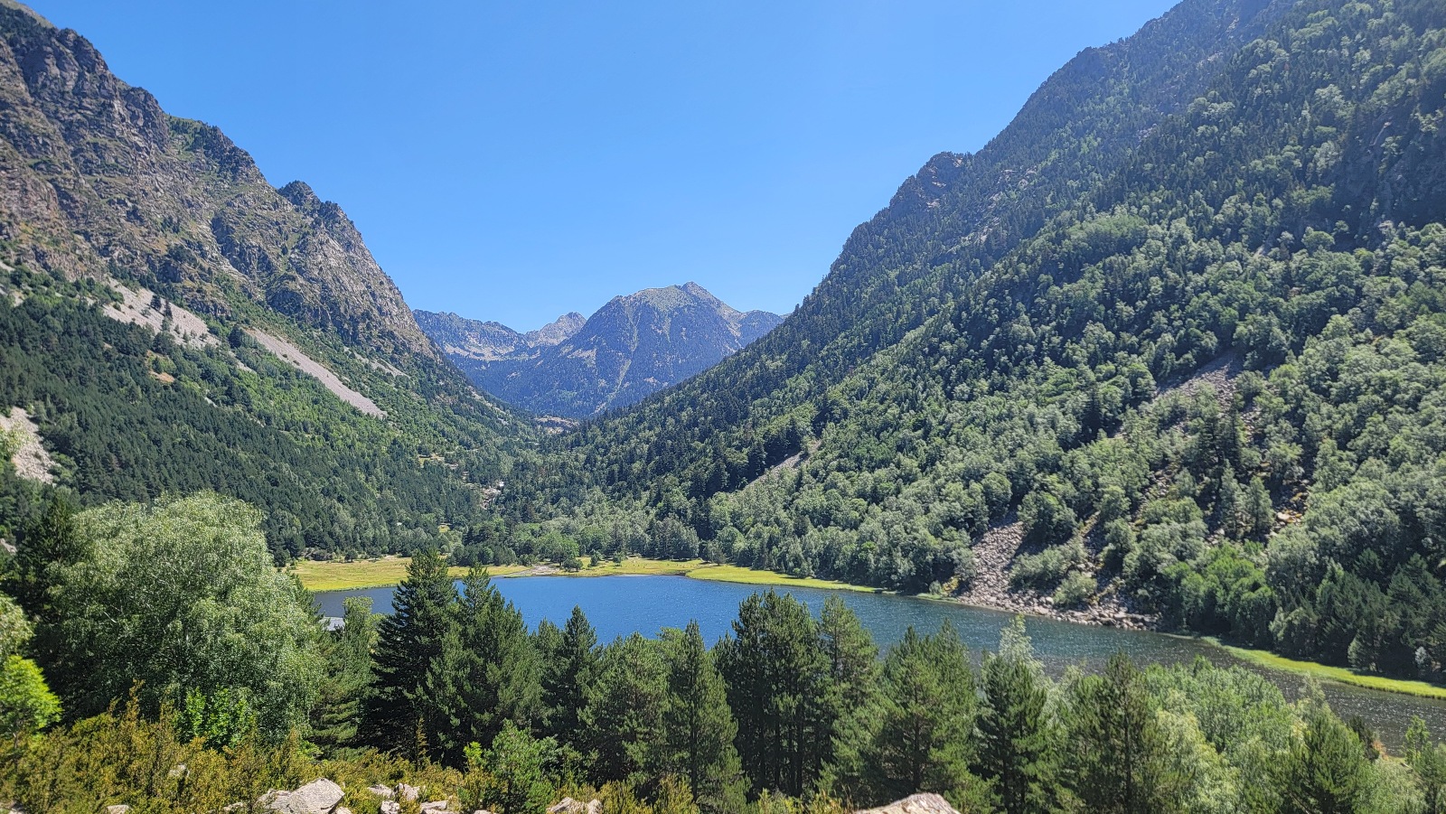 Parc-national-Aigüestortes-12 Parc national d'Aigüestortes et lac saint maurice Espagne randonnée marche mirador montagne forêt nature