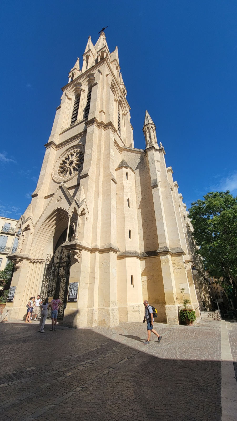 Extérieur de l'église Sainte-Anne Montpellier