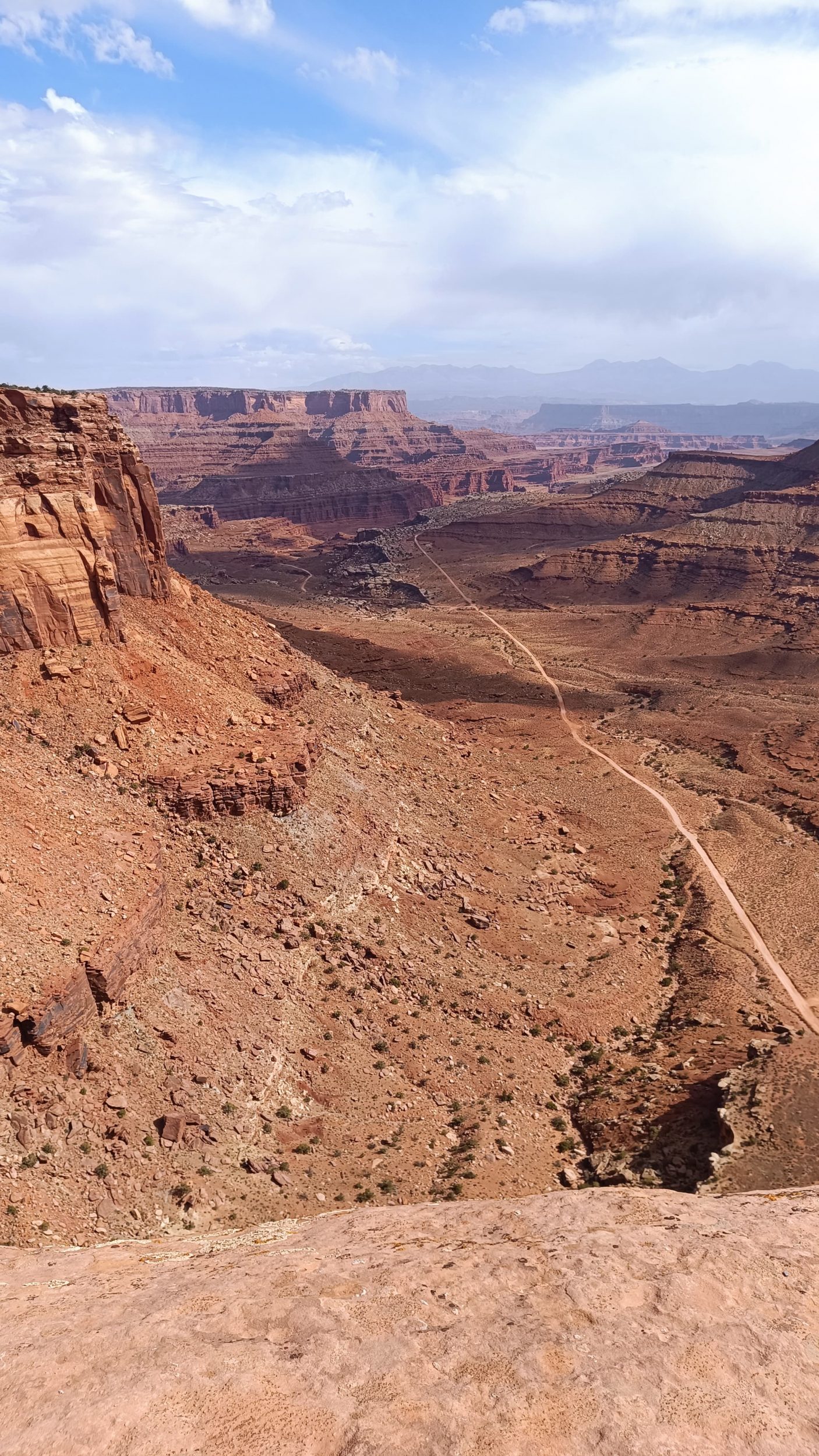 Shafer Canyon Overlook