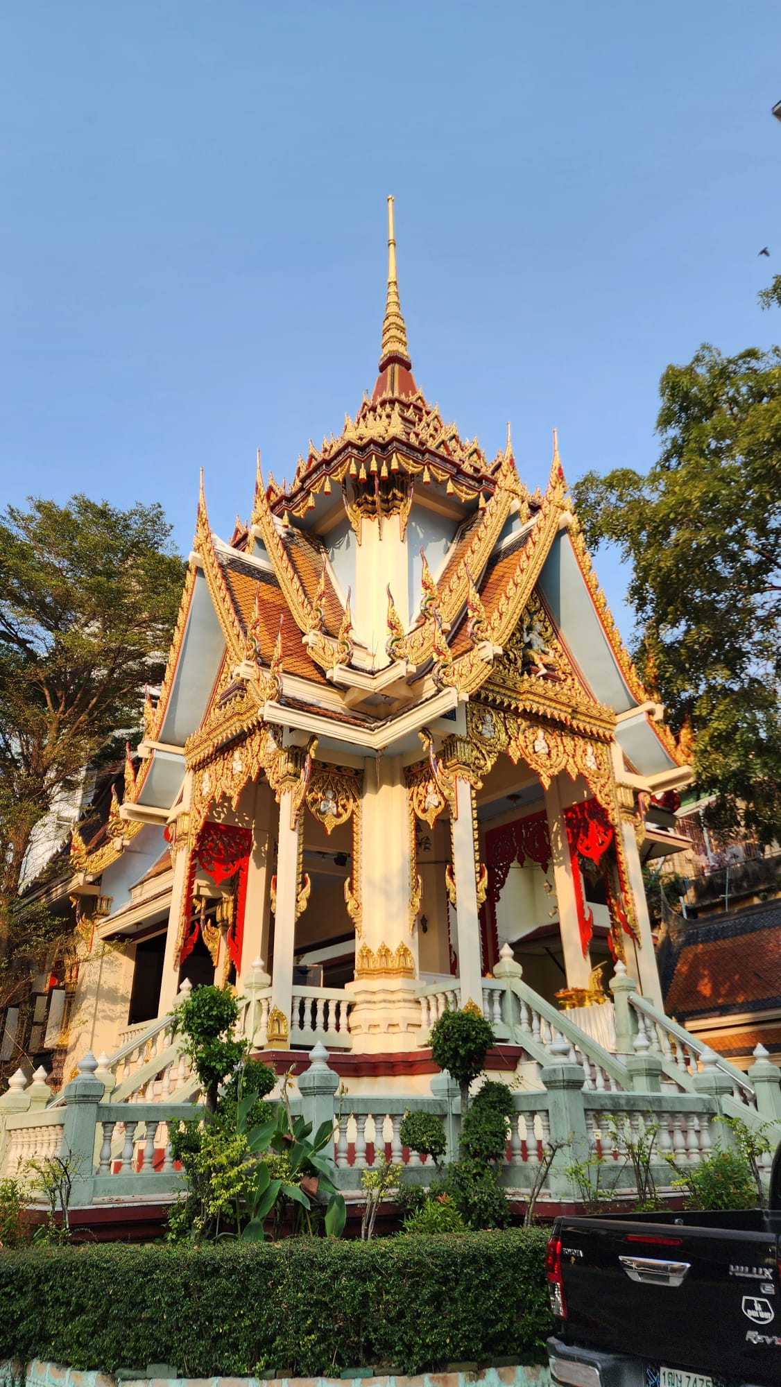 Temple Wat Suthiwararam