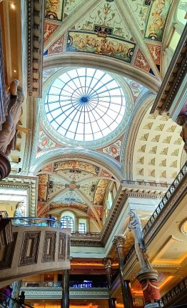 caesars-shops-262x431 Caesars Shops Las Vegas