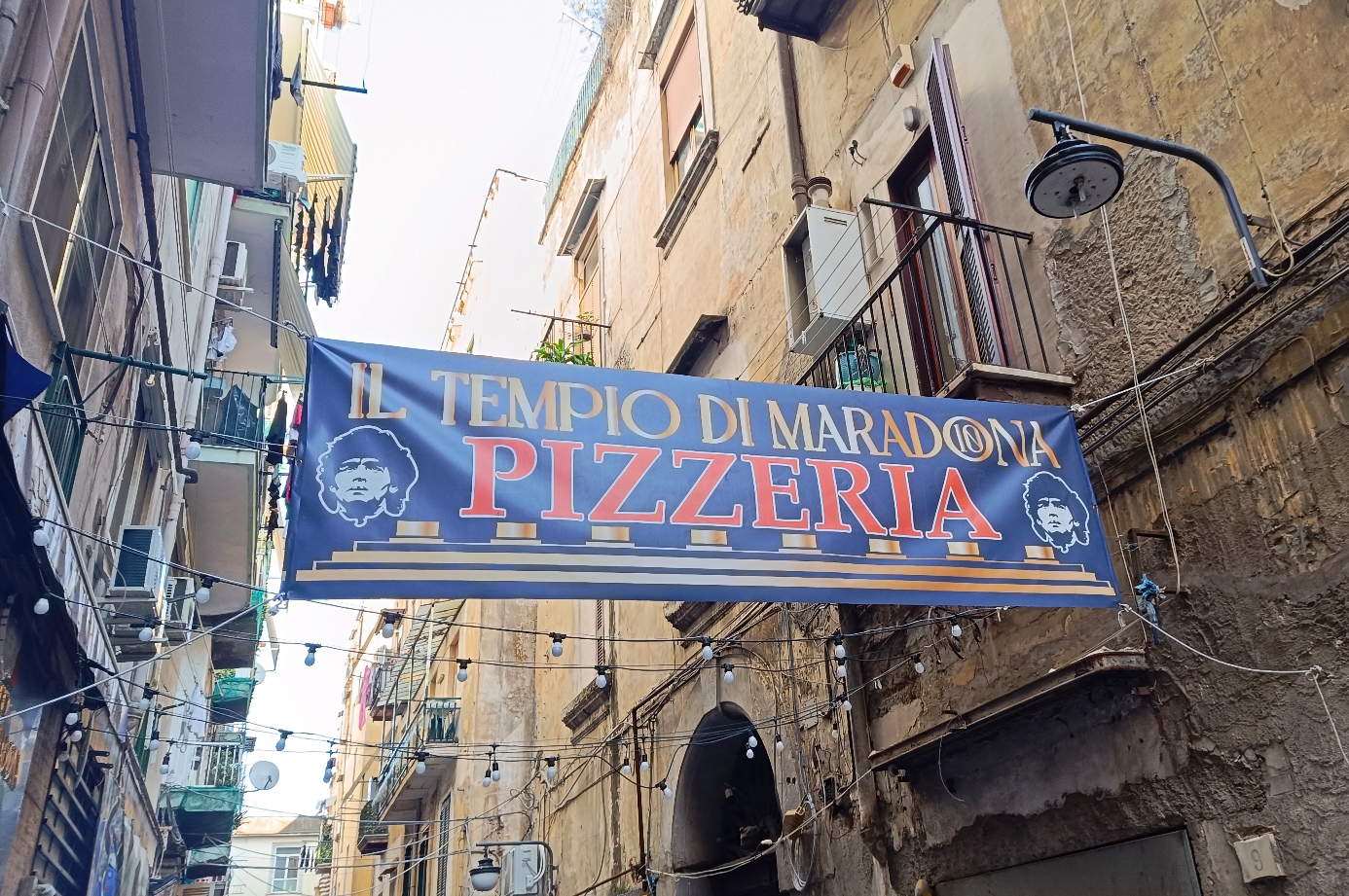 Pizzeria Maradona Naples