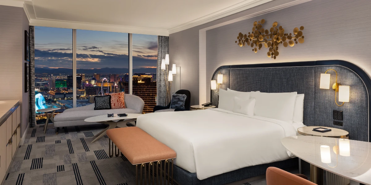 Gold king Strip View Fontainebleau
