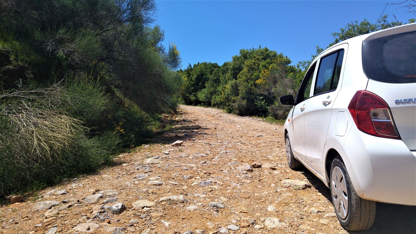 Google maps Crète route non bitumée