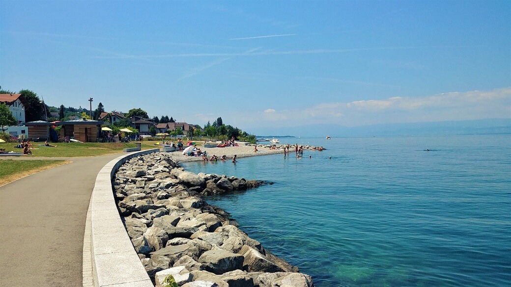 Grande Rive quais lac