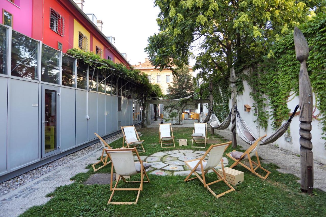 Hostel Celica Extérieur