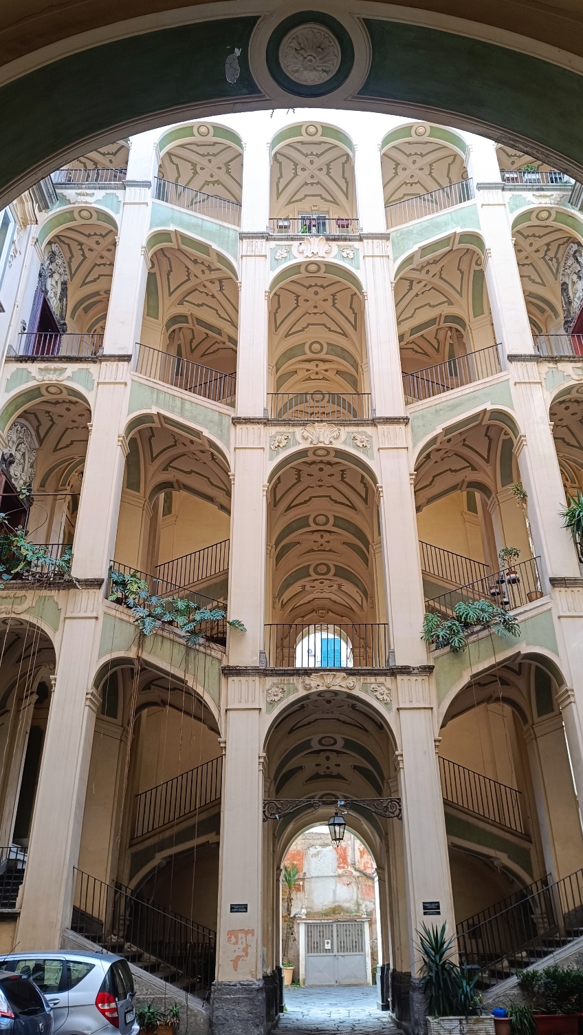 escaliers Dello Spagnolo de Naples