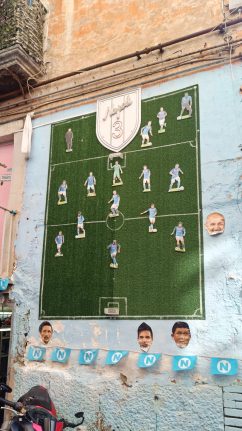 Street Art foot Naples