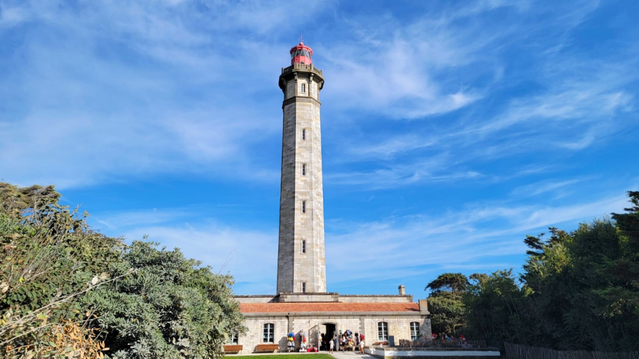 Phare des baleines sur l'île de Ré 