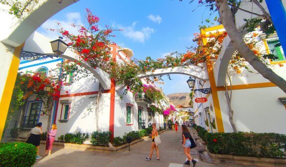 Puerto Mogan Maison colorée