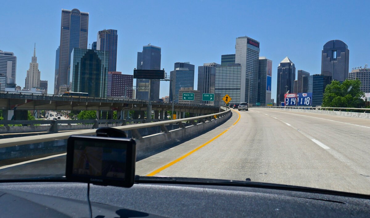 dallas skyline highway 
