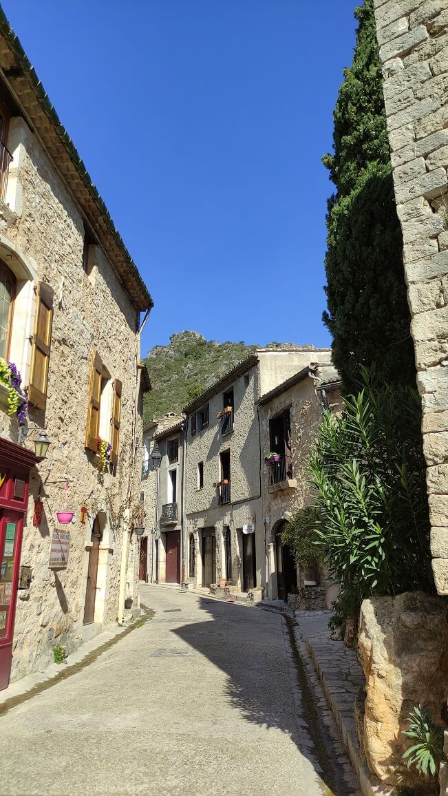 Saint-Guilhem-le-Désert village