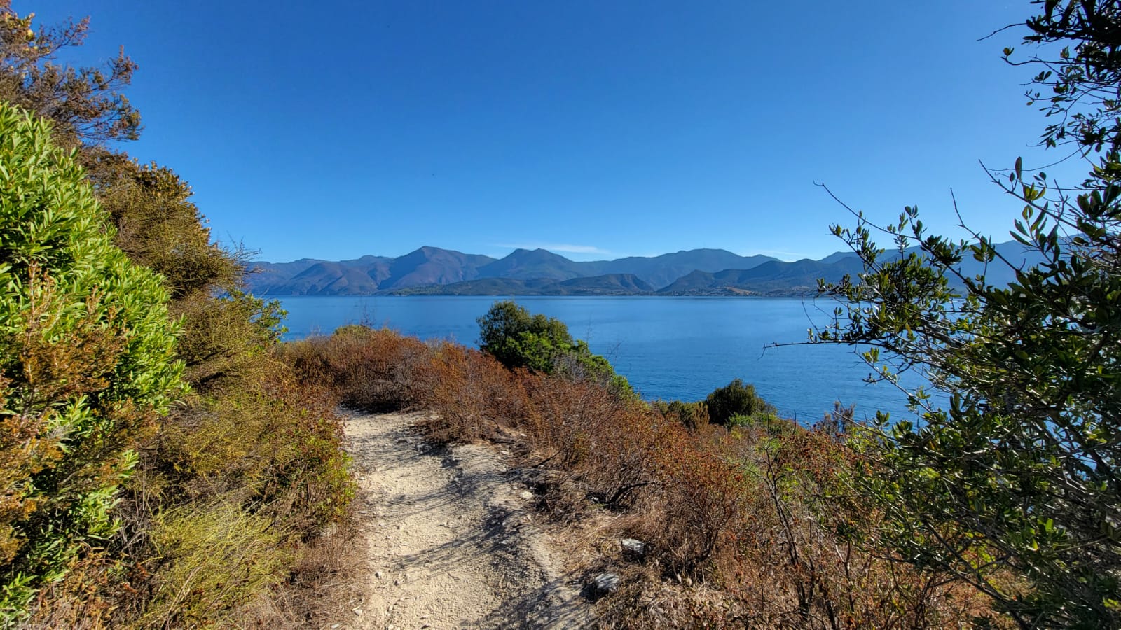 Chemin du littoral Saint-Florent vue mer