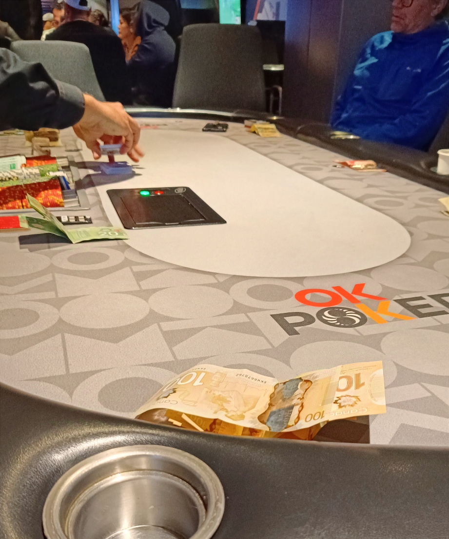 Table poker cash game Montréal casino