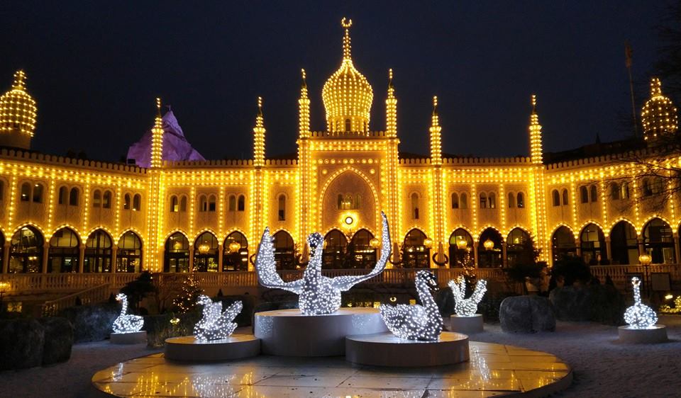 Tivoli Gardens de nuit